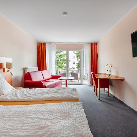 באד שונבורן Hotel Haefner מראה חיצוני תמונה